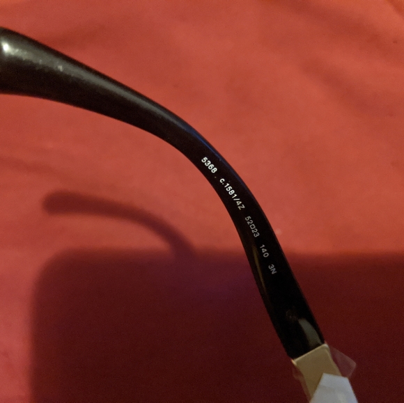 Chanel sunglasses - Picture 3 of 4